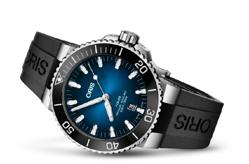 Watches For Extravagant Styles-Oris Aquis Date 43.5mm Mens Watch