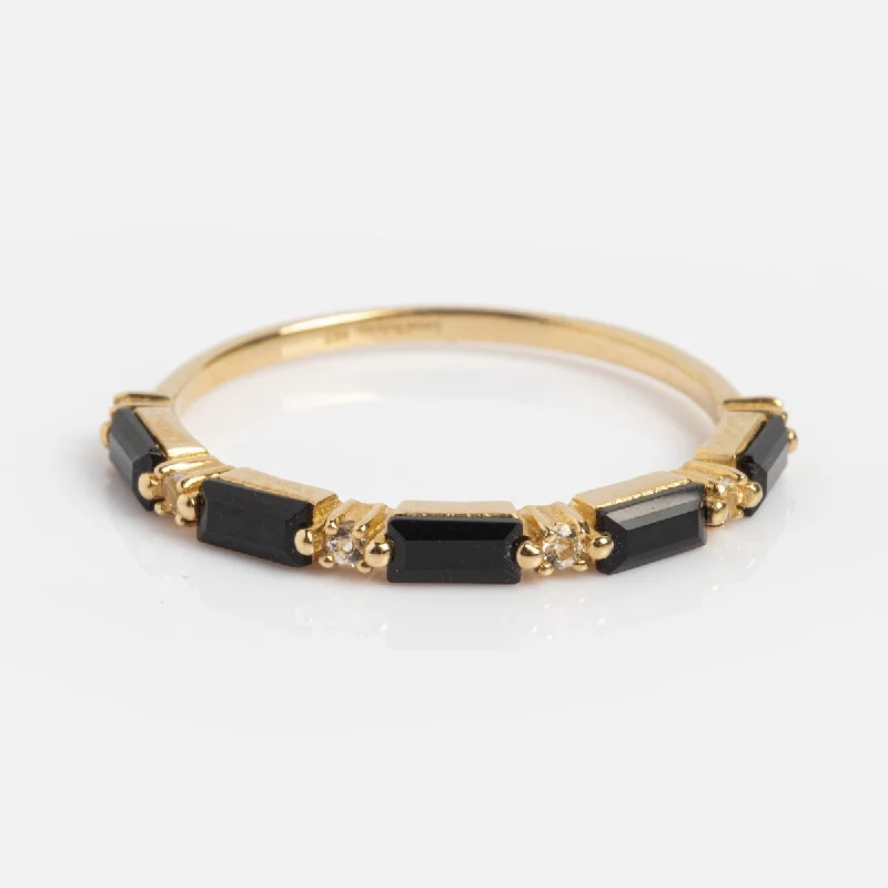 Classic Wedding Bands For Minimalist Brides-Solid Gold Black Agate Baguette Band