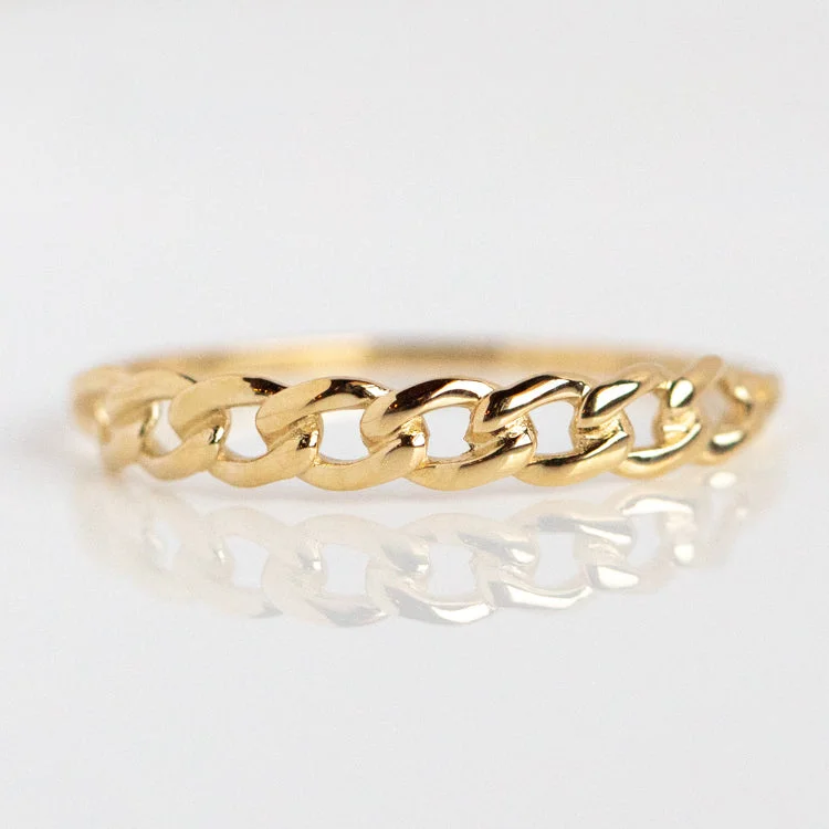 Elegant Wedding Rings For Same-Sex Couples-Solid Gold Chain Link Ring