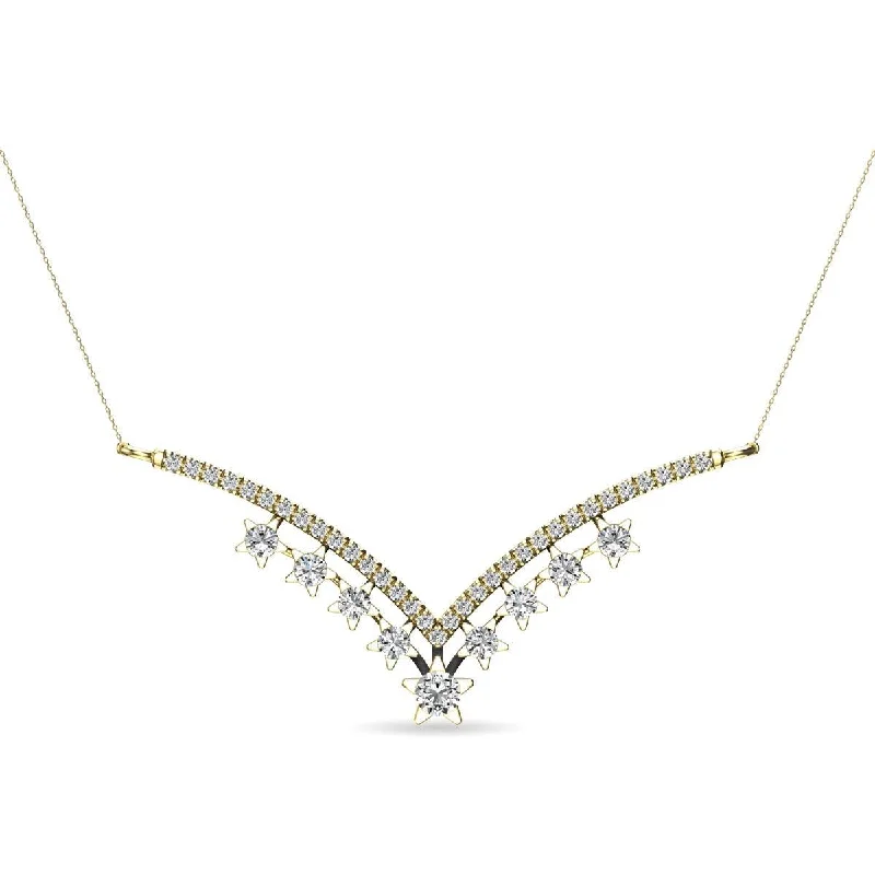 Trendy Beaded Necklaces For Summer Vibes-14K Yellow Gold 1/3 Ct.Tw. Diamond  Star Necklace